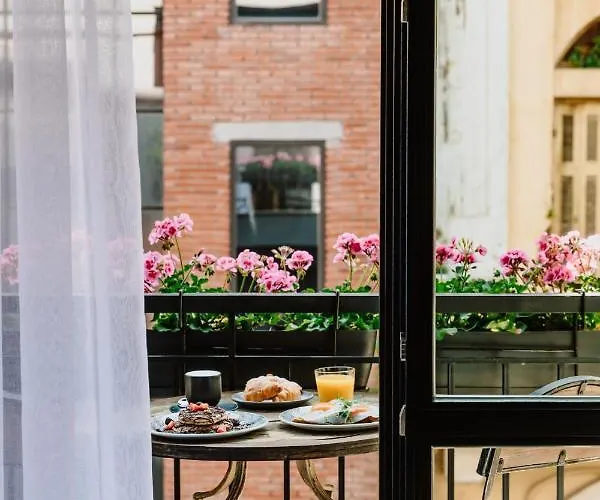 The Mood Luxury Apartment *