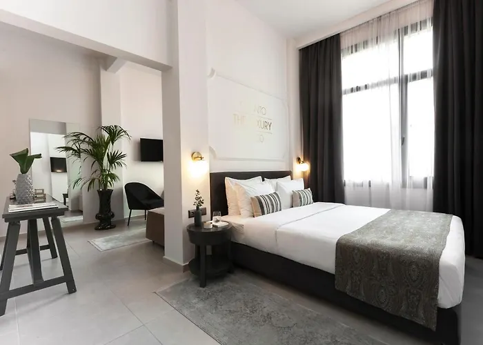 The Mood Luxury